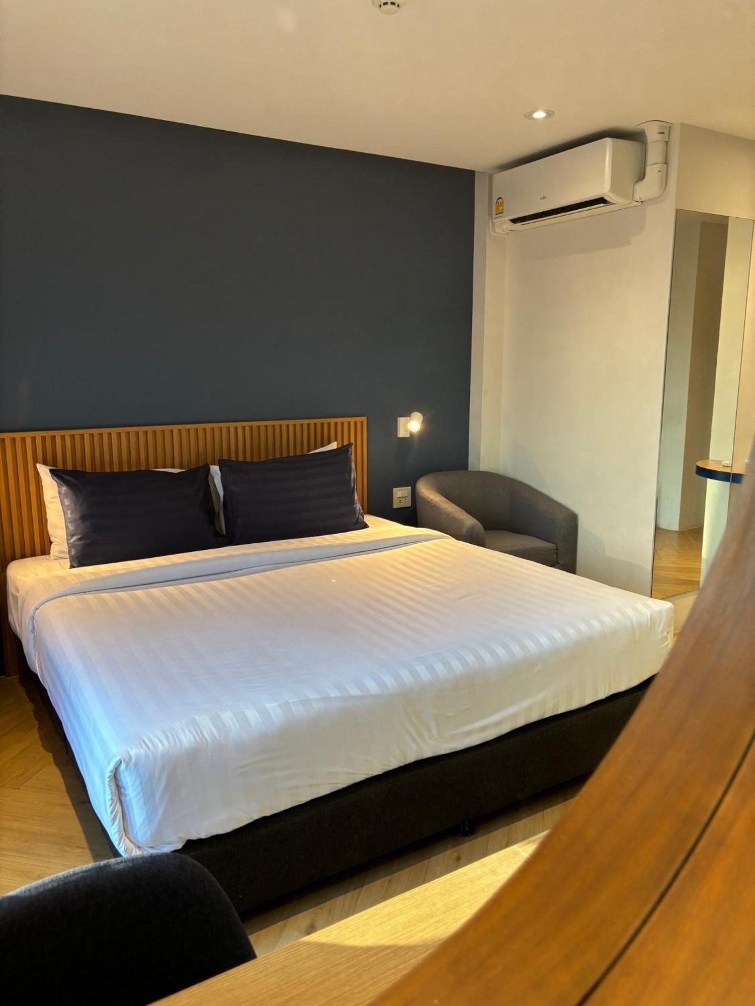 Hotel De Botan Bangna Bangkok Esterno foto